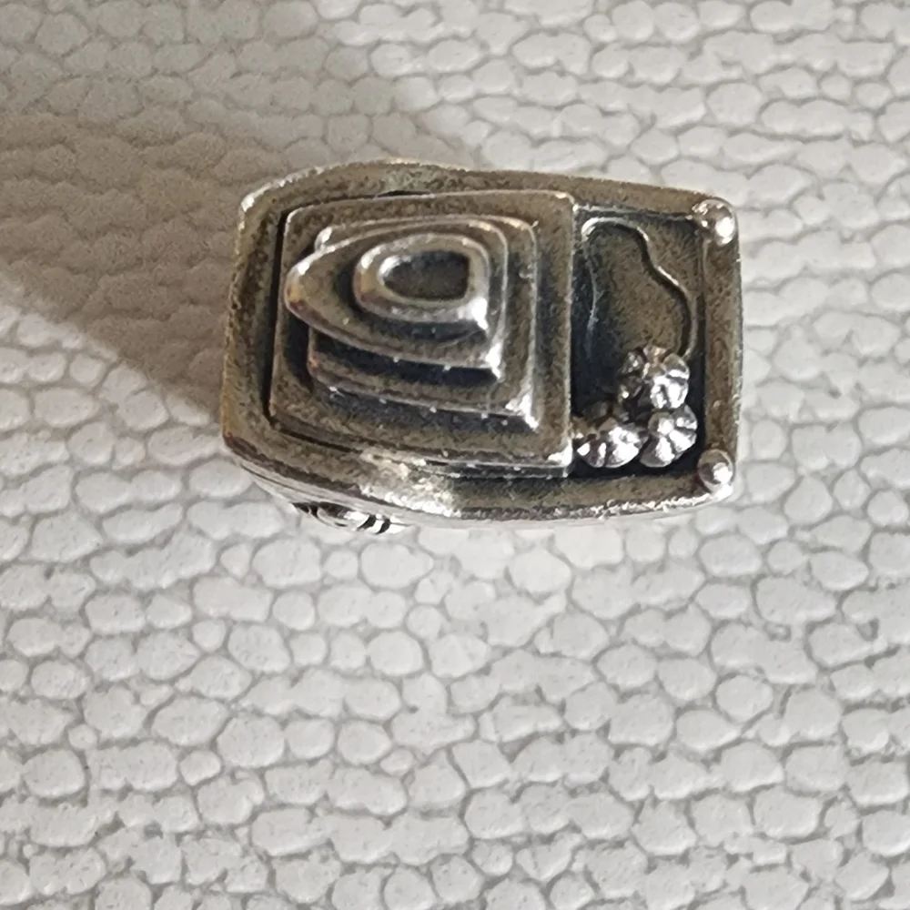 Pandora St. Kitts Cruise ship rare charm